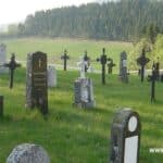 155+ Funny Cemetery Puns & Jokes One-Liner (2025)